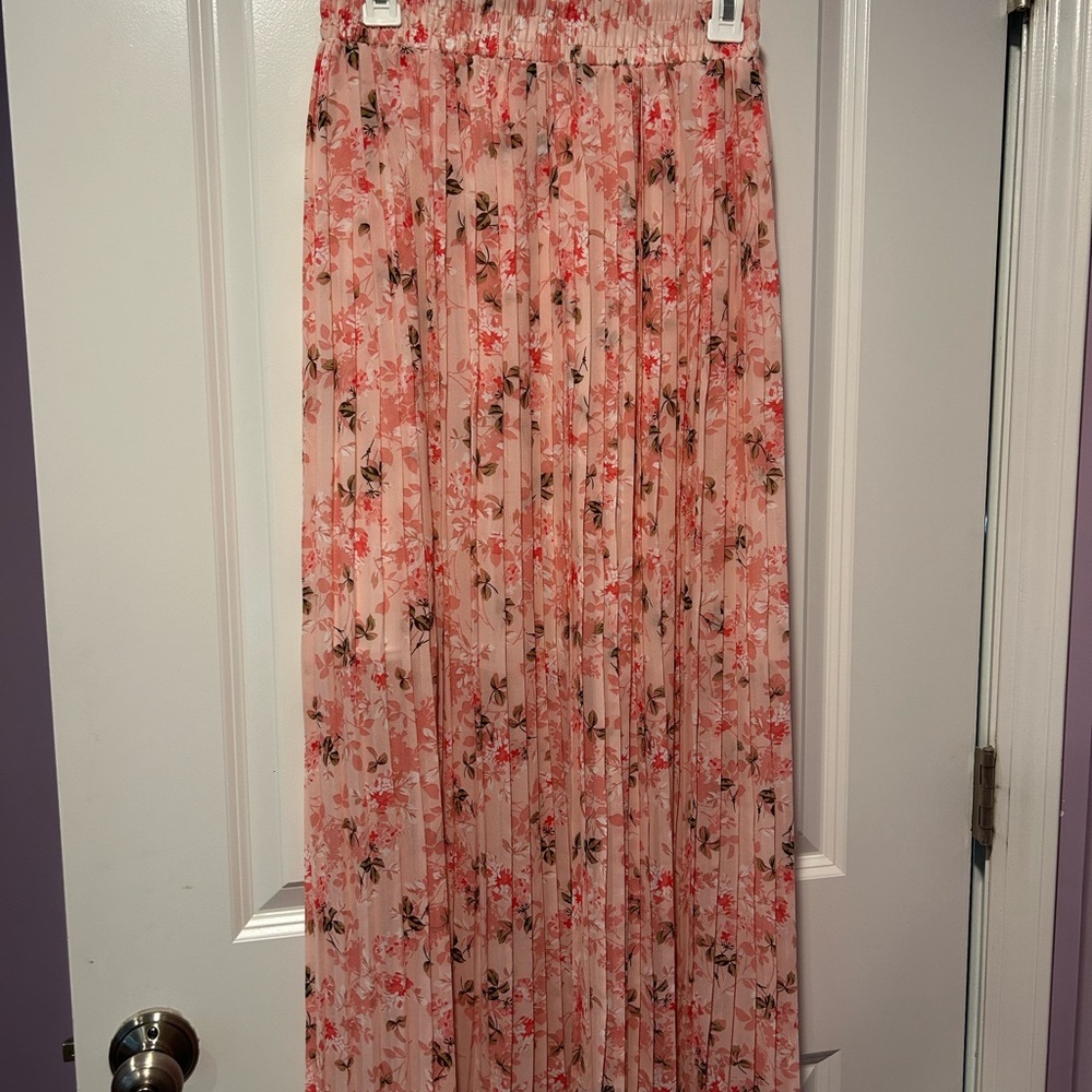 Floral Pink Pleated Skirt
